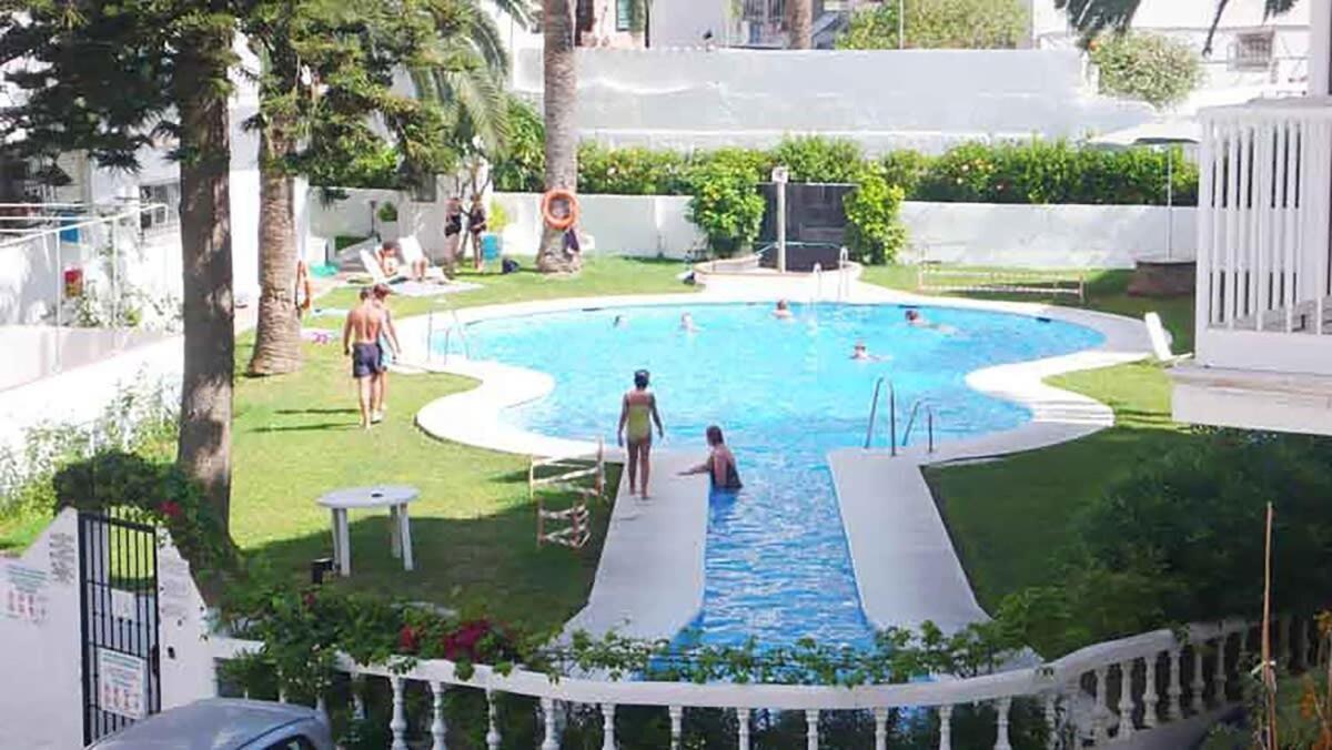 Appartement Edf Malaga à Nerja Extérieur photo